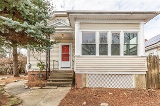 40 Biltmore Ave, Providence, RI 02908