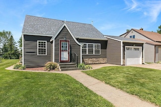 105 Summer St S, Pierz, MN 56364
