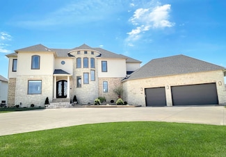 1818 N Burning Tree Cir, Wichita, KS 67230