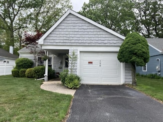 145 Edinburgh Dr, Ridge, NY 11961
