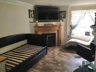 997 Middlesex St Unit 3, Lowell, MA 01851