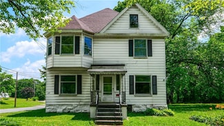 219 Bissell Ave, Youngstown, OH 44505