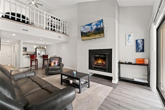 1160 S Monaco Pkwy Unit 6, Denver, CO 80224