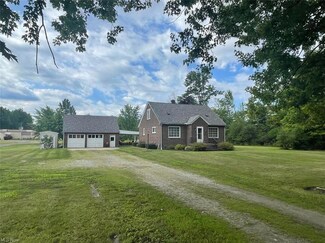 3124 N Bend Rd, Ashtabula, OH 44004