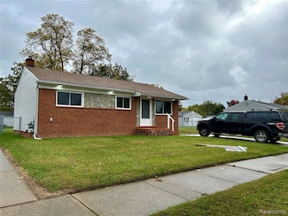 4863 Glenis St, Dearborn Heights, MI 48125