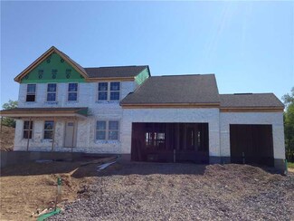 2058 Eagle Ridge Dr, Valencia, PA 16059