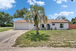 8445 Angela Ct, Zephyrhills, FL 33541