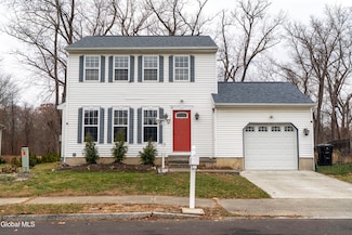 58 Wynantskill Way, Troy, NY 12180