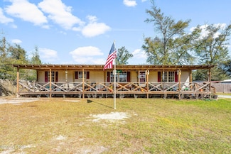 3923 Easy St, Southport, FL 32409