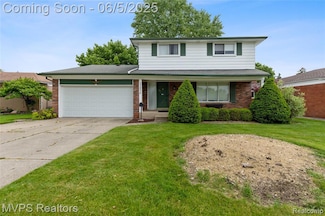 33834 Groth Dr, Sterling Heights, MI 48312