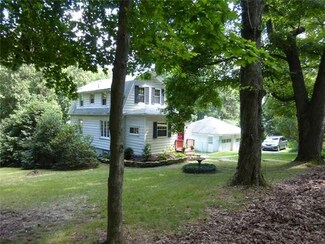 617 Centervue Rd, Bradfordwoods, PA 15015