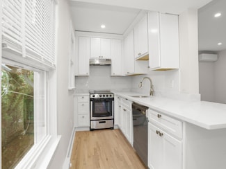 21 Holcomb Ave Unit 2R, Stamford, CT 06906