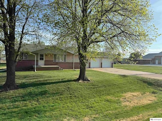 103 Francis St, Daykin, NE 68338