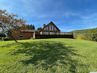 118 Partridge Nest Dr, Fultonham, NY 12071
