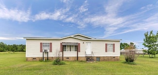2415 County Road 22, Headland, AL 36345