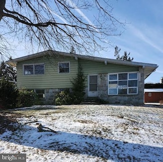 410 Milford Rd, Broomall, PA 19008
