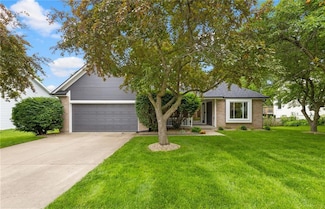 3909 NE 60th St, Kansas City, MO 64119