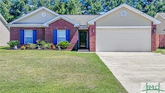 18 Twin Oaks Place, Savannah, GA 31407