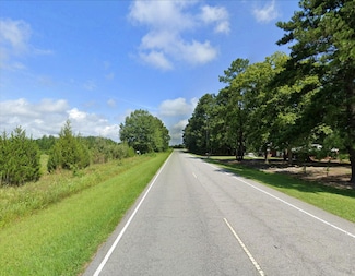 2224 Governors Rd, Windsor, NC 27983