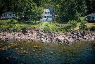 23 Powder Shed Dr, Owls Head, ME 04854