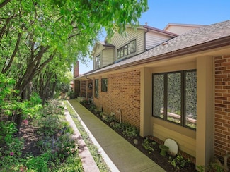 1148 Mistwood Ln Unit D, Downers Grove, IL 60515