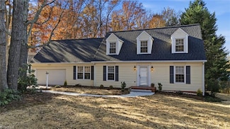 1027 Branchwood Dr, Kernersville, NC 27284