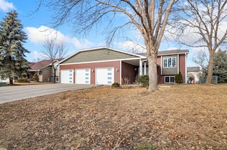 7116 90th Trail N, Brooklyn Park, MN 55445