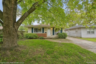 26450 Lorenz St, Madison Heights, MI 48071