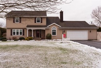 8533 Country Club Dr, Rome, NY 13440