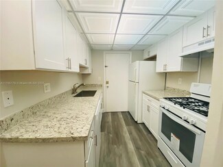 17901 NW 68th Ave Unit T206, Hialeah, FL 33015