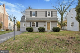 208 Rosewood Ave, Aldan, PA 19018