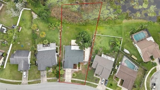 1717 Osprey Ln, Lutz, FL 33549