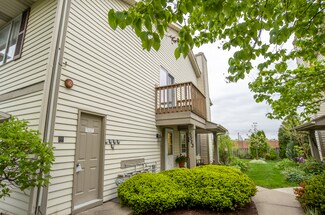 5523 Barclay Ct Unit 47, Clarendon Hills, IL 60514