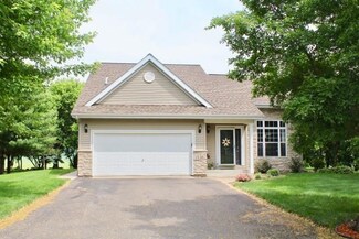 1530 Dutch Heritage Ln, Baldwin, WI 54002