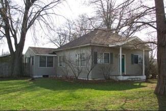 639 W Walnut St, Oglesby, IL 61348