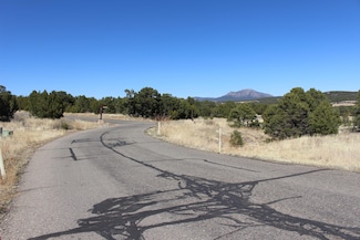37 Nature Pointe Dr, Tijeras, NM 87059