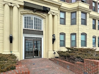 285 Lynn Shore Dr Unit 507, Lynn, MA 01902
