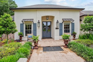 15023 N Pointe Dr, Prairieville, LA 70769