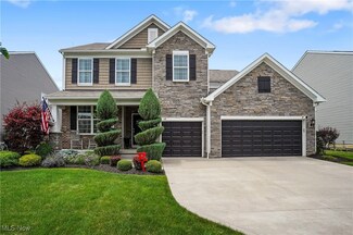 48 Garnett Cir, Copley, OH 44321