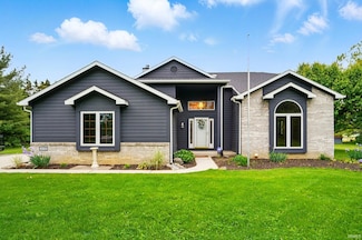 611 Big Valley Ct, Huntertown, IN 46748