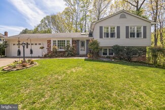7887 Godolphin Dr, Springfield, VA 22153