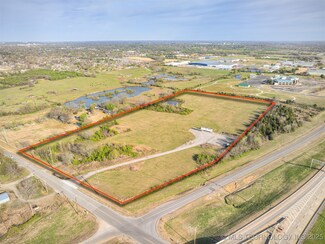 4306 E Hancock St, Muskogee, OK 74403