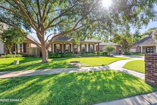 207 Grandville Dr, Lafayette, LA 70508