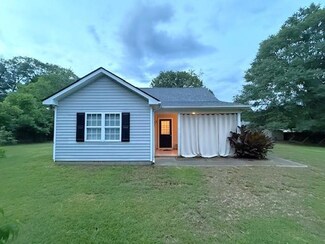 61 Clifton Dr, Winder, GA 30680