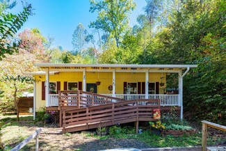 27 Egret Ln, Sylva, NC 28779