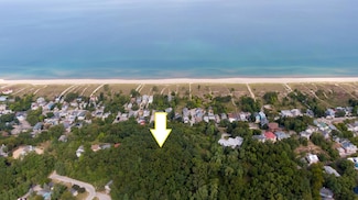 807 Lake Shore Dr, Michigan City, IN 46360
