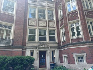 1227 E Madison Park Unit 2, Chicago, IL 60615
