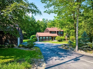 91 Bascom Rd, Newport, NH 03773
