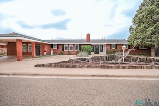 212 Utah Dr, Portales, NM 88130