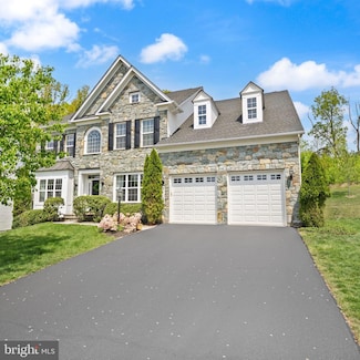 21156 Walkley Hill Place, Ashburn, VA 20148
